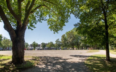leerer Festplatz
