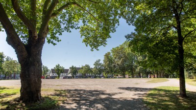 leerer Festplatz