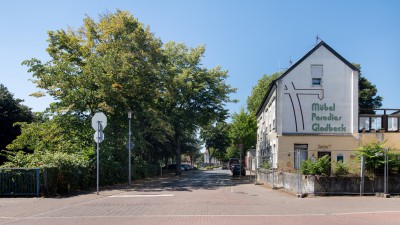 Einfahrt von der Horster Straße in die Uhlandstraße