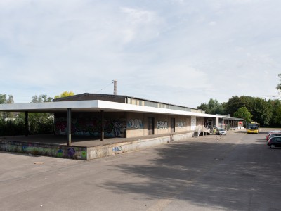 Bahnhof West