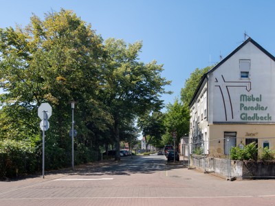 Einfahrt von der Horster Straße in die Uhlandstraße